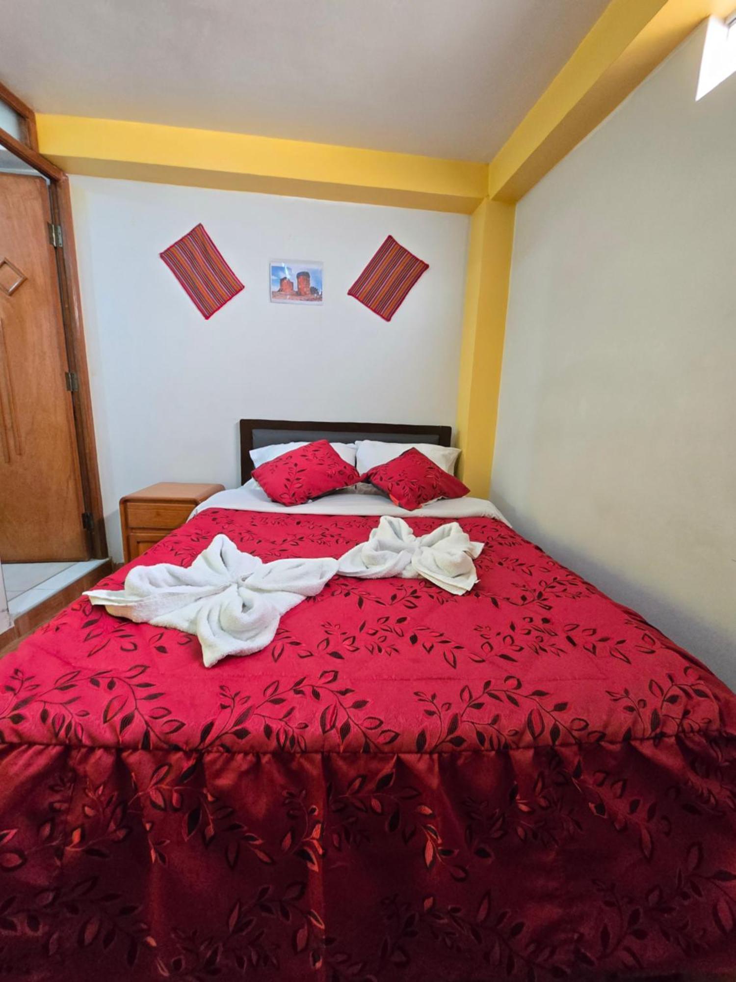 Hostal Acuarius Пуно Экстерьер фото