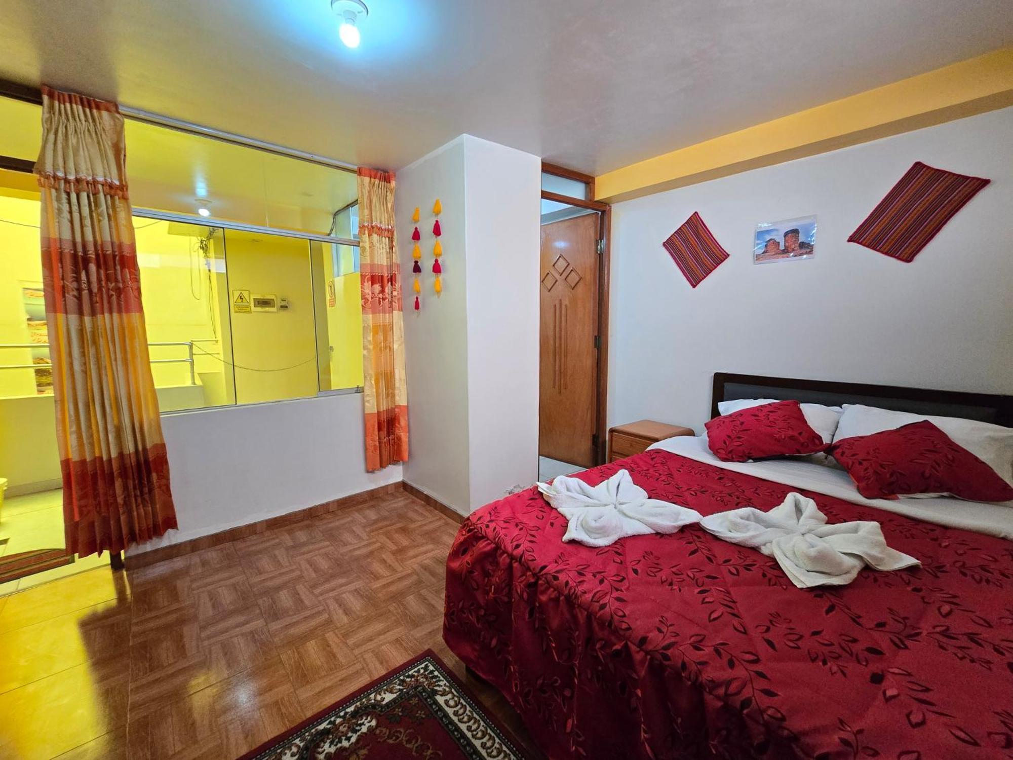 Hostal Acuarius Пуно Экстерьер фото