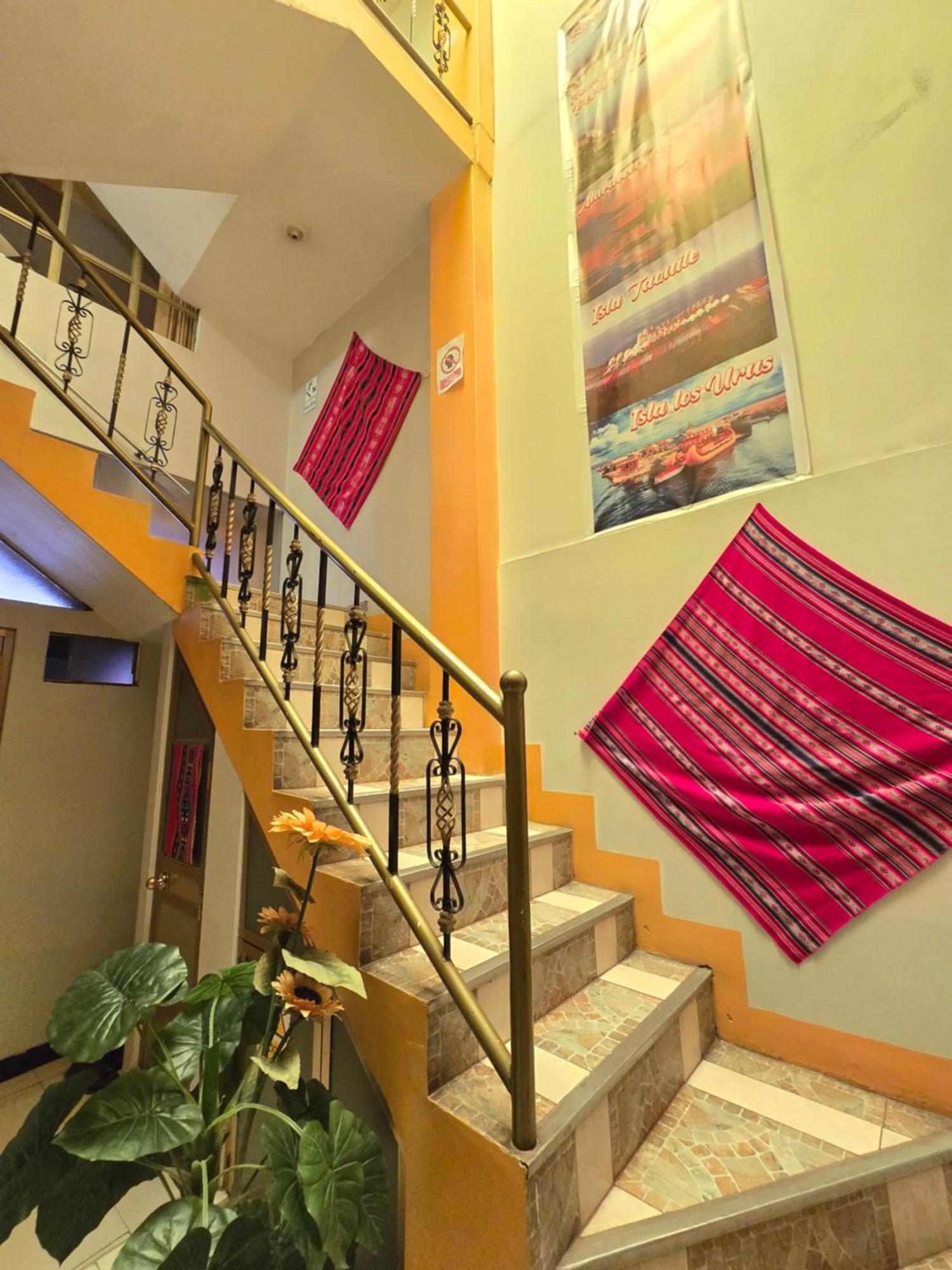 Hostal Acuarius Пуно Экстерьер фото